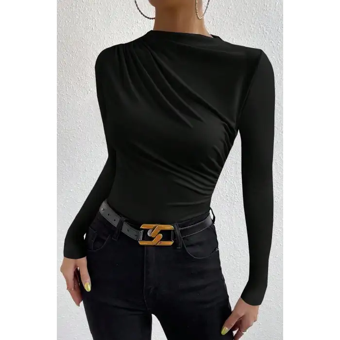 Kadın Siyah Belden ve Boyundan Büzgü Detaylı Uzun Kollu Bluz