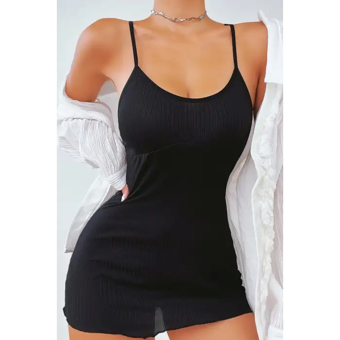 Kadın Siyah Kaşkorse Ince Askılı Şık Gecelik – Modern ve Şık Tasarım
