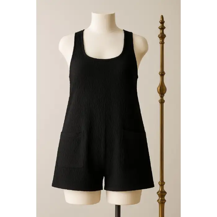 Kadın Siyah Mini Cepli Tulum Plaj Elbisesi – Şık, Rahat ve 4 Mevsim Kullanıma Uygun