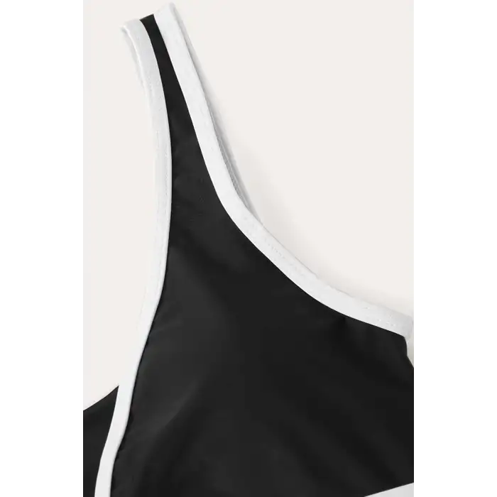 Kadın Siyah Pedli Yüksel Bel Sütyen Külot Takımı – Modern, Konforlu ve Günlük Kombinlere Uygun