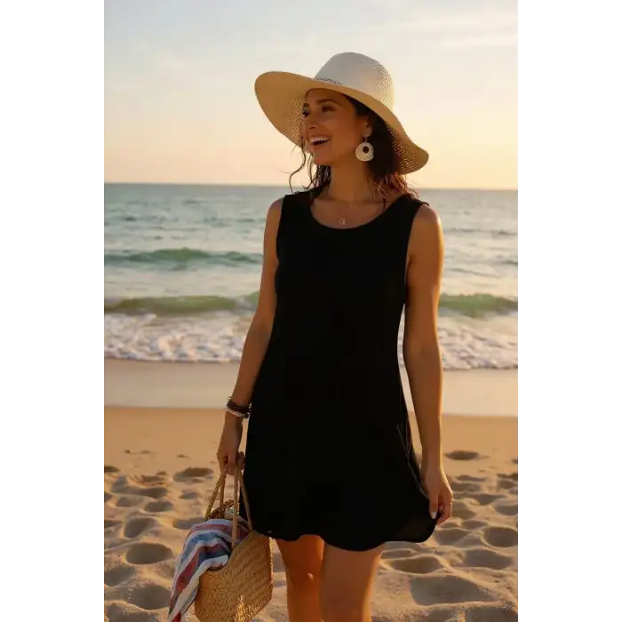 Kadın Siyah Sırt Detaylı Yırtmaçlı Plaj Elbisesi Pareo – Şık, Rahat ve 4 Mevsim Kullanıma Uygun