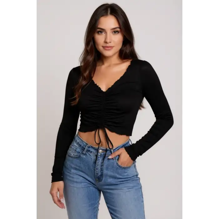 Kadın Siyah Uzun Kollu Büzdürme Bağcık Detaylı Crop Top Bluz – Şık, Rahat ve Kolay Kombinlenebilir
