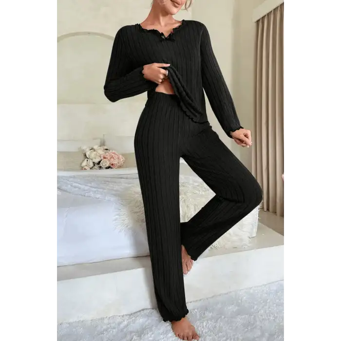 Kadın Siyah Uzun Kollu Fiyonklu Yuvarlak Yaka Mevsimlik Pijama Takımı