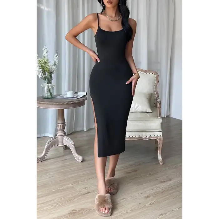 Kadın Siyah Yırtmaçlı Diz Altı Vücüdu Saran Gecelik