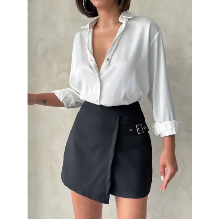 Kadın tokalı şort etek siyah s25449