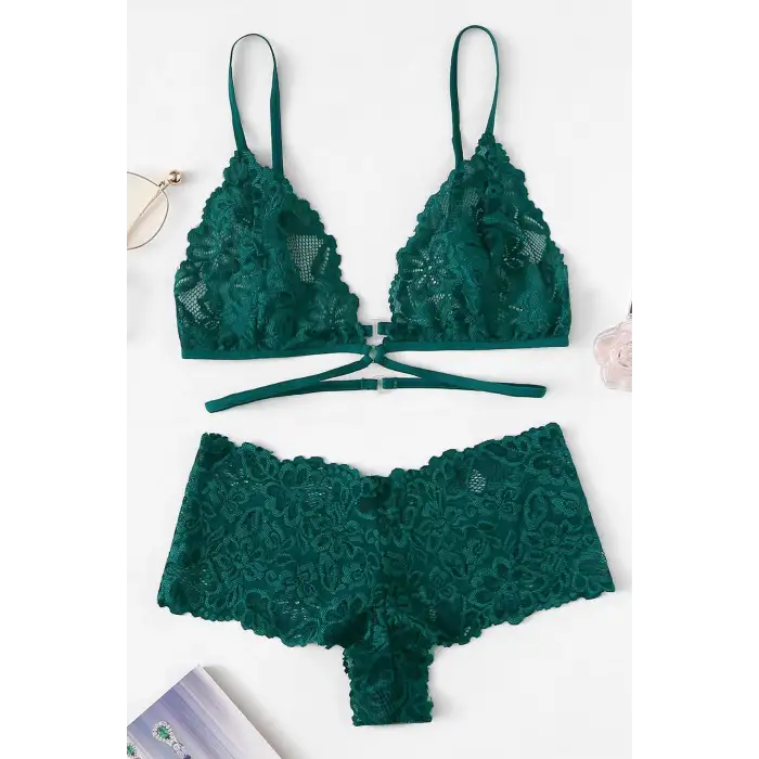 Kadın Yeşil Özel Şık Sütyen Külot Takımı – Modern, Konforlu ve Günlük Kombinlere Uygun