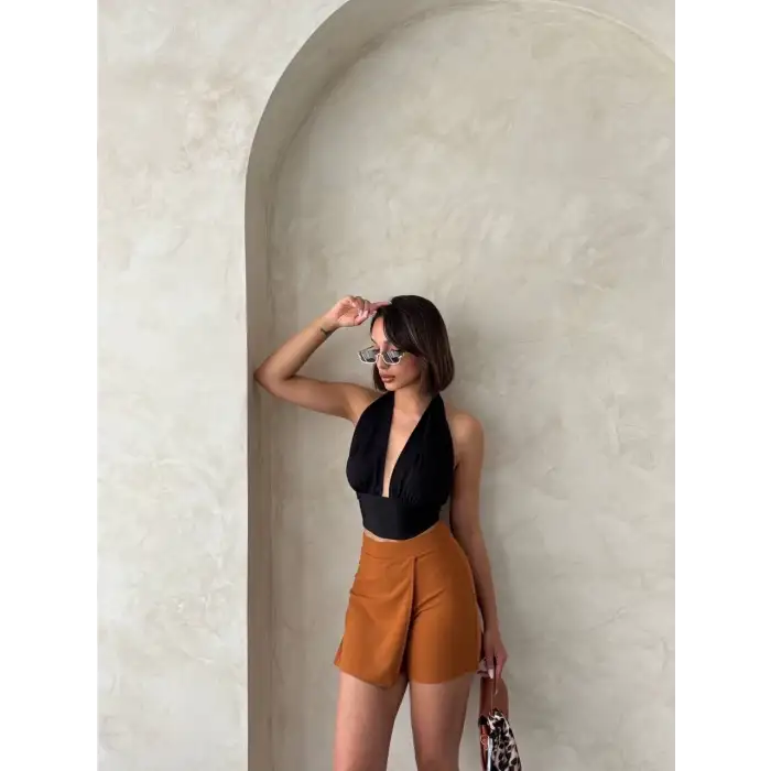 Kapaklı şort etek camel s208