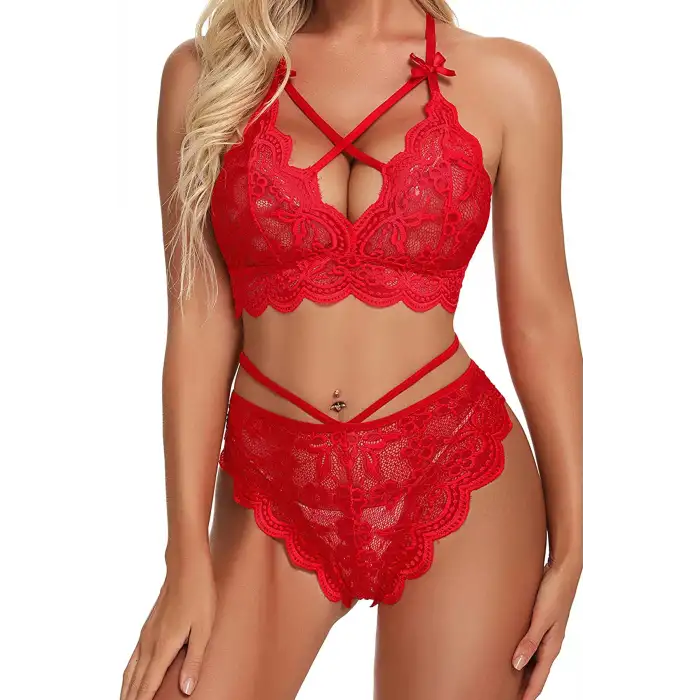 Kırmızı Çapraz Ip Detaylı Şık Sütyen Külot Takım