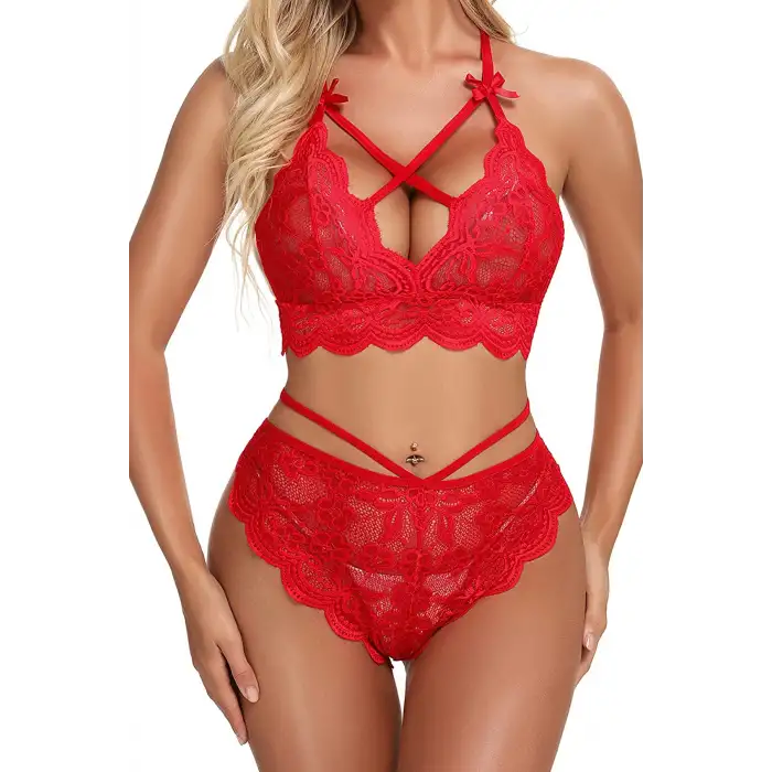 Kırmızı Çapraz Ip Detaylı Şık Sütyen Külot Takım