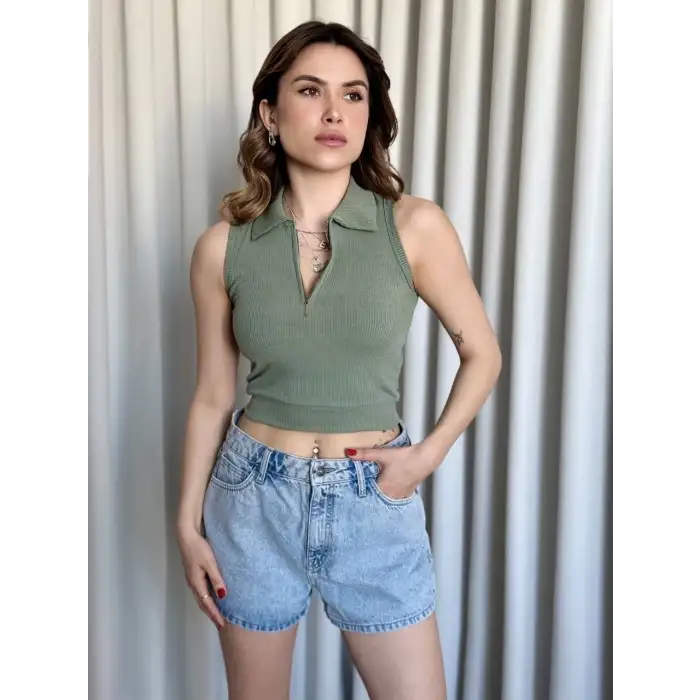 Kısa fermuarlı crop