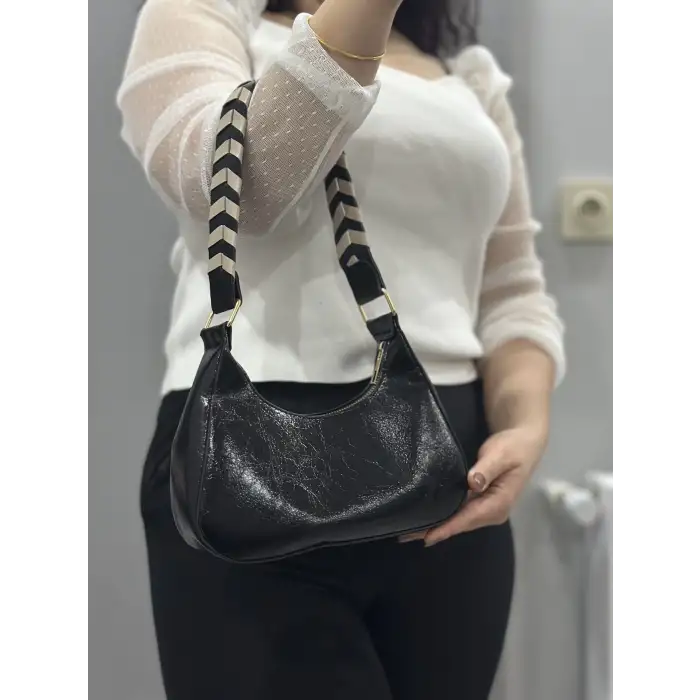 Kraş siyah cilt çanta