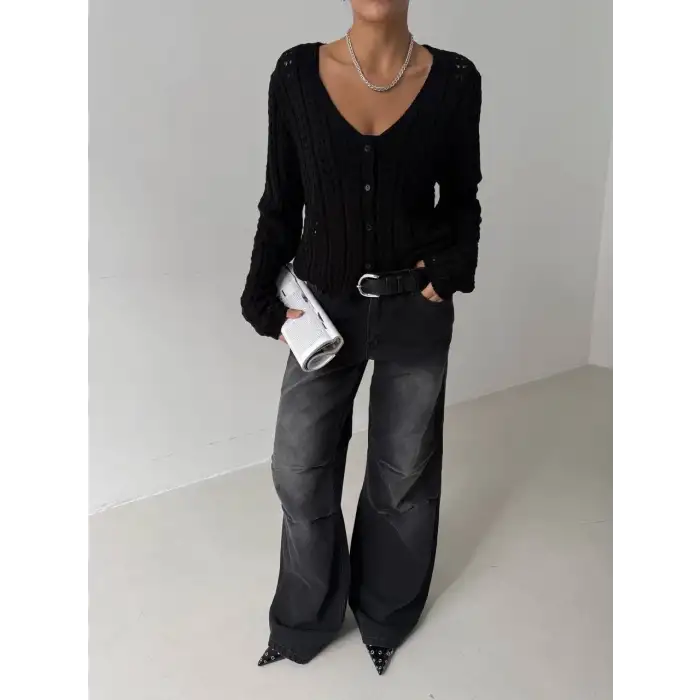 Küçük düğmeli küçük örgülü triko hırka siyah