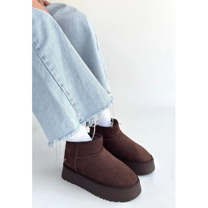 Linne Kahverengi Süet Bot