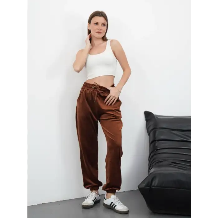 Paça lastikli kadife eşofman kahve md34