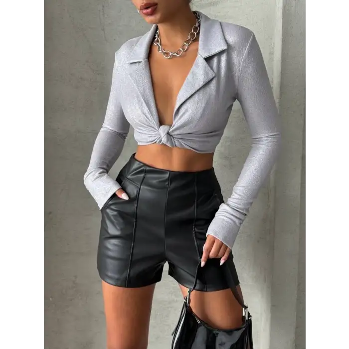 Parçalı cepli deri şort siyah w26312