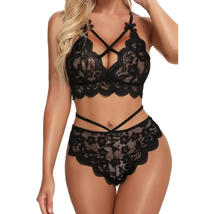 Siyah Çapraz Ip Detaylı Şık Sütyen Külot Takım