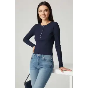 Çıtçıt Detaylı Bluz Lacivert T4343