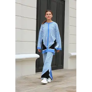 Çizgili bisiklet yaka triko takım Mavi