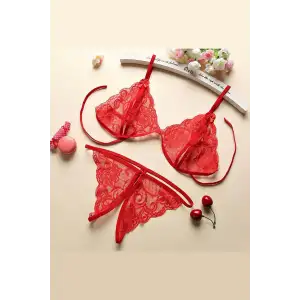 Kadın Kırmızı Dantelli Sütyen Külot Takımı – Modern, Konforlu ve Günlük Kombinlere Uygun