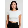 Kadın Beyaz Yuvarlak Yaka Yarım Kol Crop Top Bluz