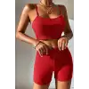 Kadın Kırmızı Şortlu Kaşkorse Gecelik Takım – Modern, Konforlu ve Günlük Kombinlere Uygun