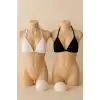 Kadın Siyah ve Beyaz Minimal Kesim Üçgen Bikini Üstü – Modern ve Şık Tasarım