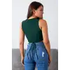 Kadın Yeşil Çapraz Bağlamalı Crop Top Büstiyer – Modern ve Şık Tasarım