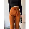 Kendinden kemerli triko pantolon camel