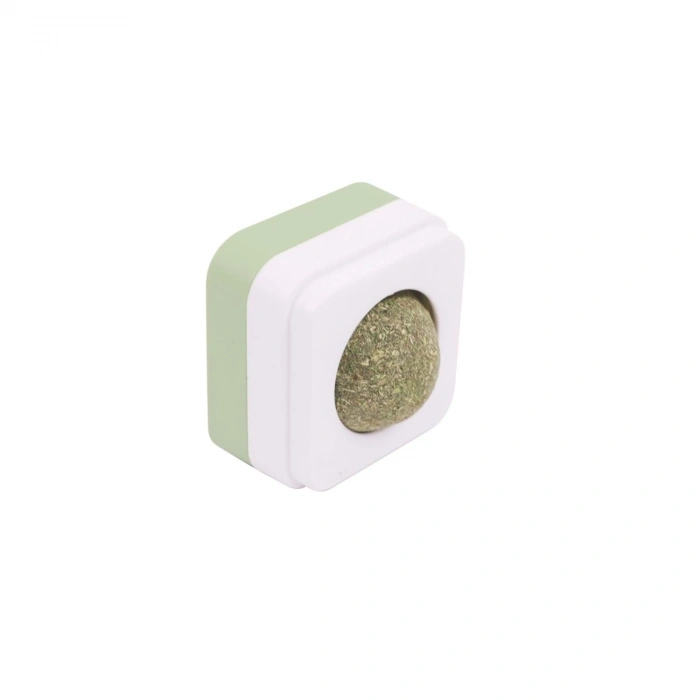 M-Pets Bitkisel Catnip Topu 4,5 x 4,5 x 4,7cm