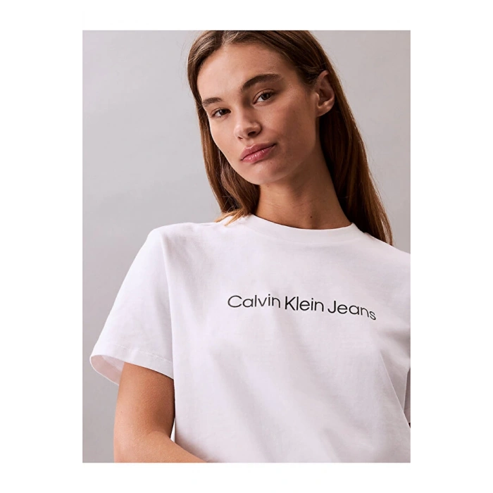 Calvin Klein Jeans Yuvarlak Yaka Baskılı Beyaz Kadın T-Shirt