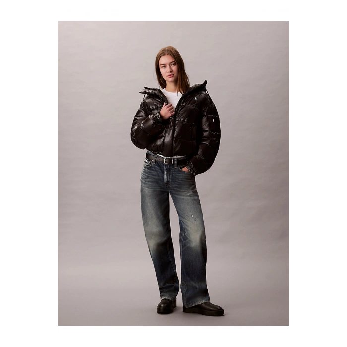 Kadın Marka Logolu Fermuar Ve Kapüşon Detaylı Şık Görünüşlü Kışlık Kullanıma Uygun Siya