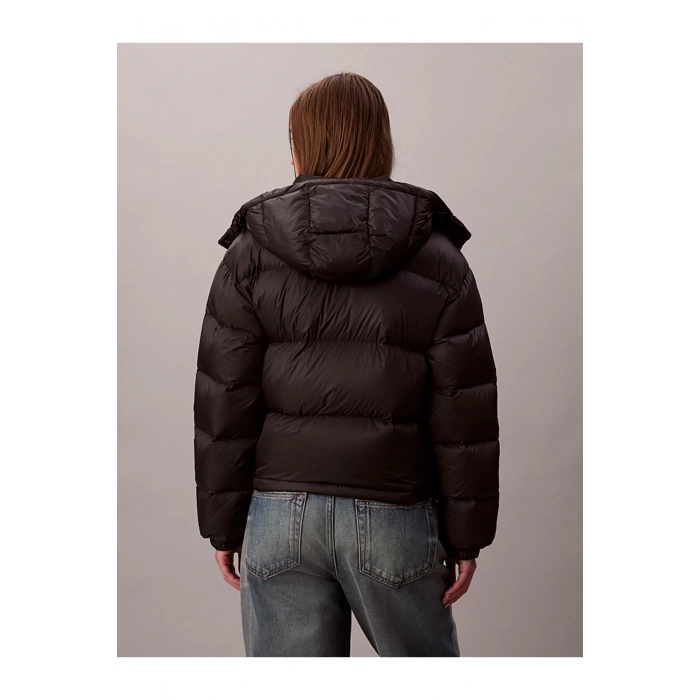 Kadın Marka Logolu Fermuar Ve Kapüşon Detaylı Şık Görünüşlü Kışlık Kullanıma Uygun Siya