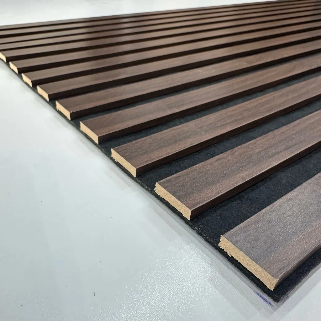 Ceviz Slim Duvar Kaplama Paneli 100cmx280cm