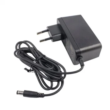 NetBit 12V 1.5A Adaptör