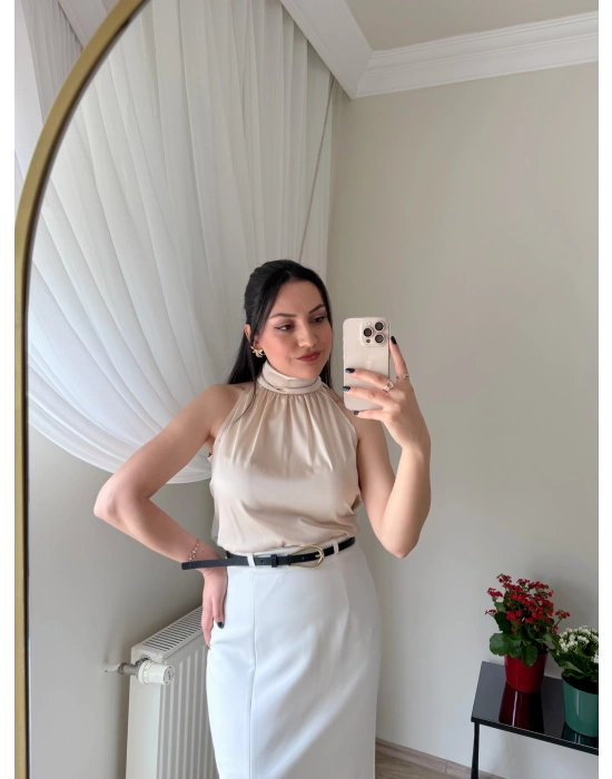 Boğazlı Kolsuz Bluz Bej