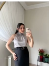 Boğazlı Kolsuz Bluz Gri