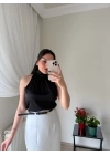 Boğazlı Kolsuz Bluz Siyah