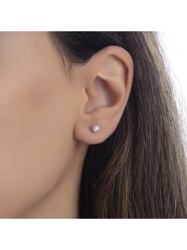 0.21 Ct F SI 0.86 gr 14 K JWD Pırlanta Tek Taş Küpe