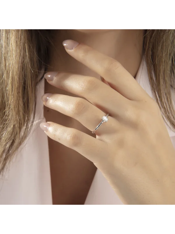 0.39 Ct F SI 1.99 gr 14 K JWD Pırlanta Oval Tek Taş Yüzük