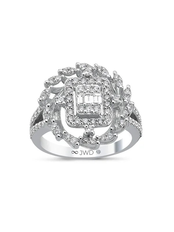 0.78 Ct F SI 5.31 gr 14 K JWD Pırlanta Baget Yüzük