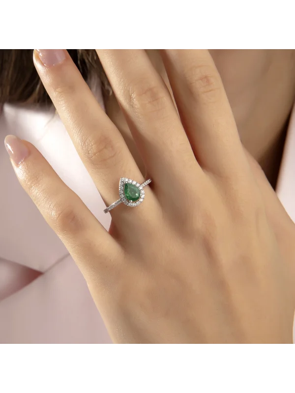 0.91 Ct F SI 2.46 gr 14 K JWD Pırlanta Zümrüt Yüzük