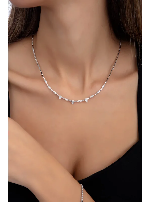 0.96 Ct F Si 7.45 gr 14 K JWD Pırlanta Baget Gerdanlık