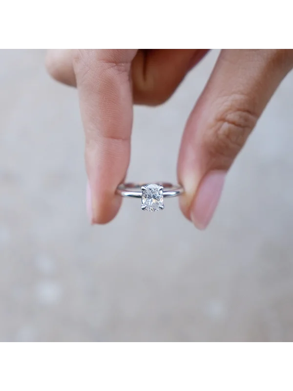 1,02CT F SI JWD PIRLANTA OVAL TEKTAŞ YÜZÜK