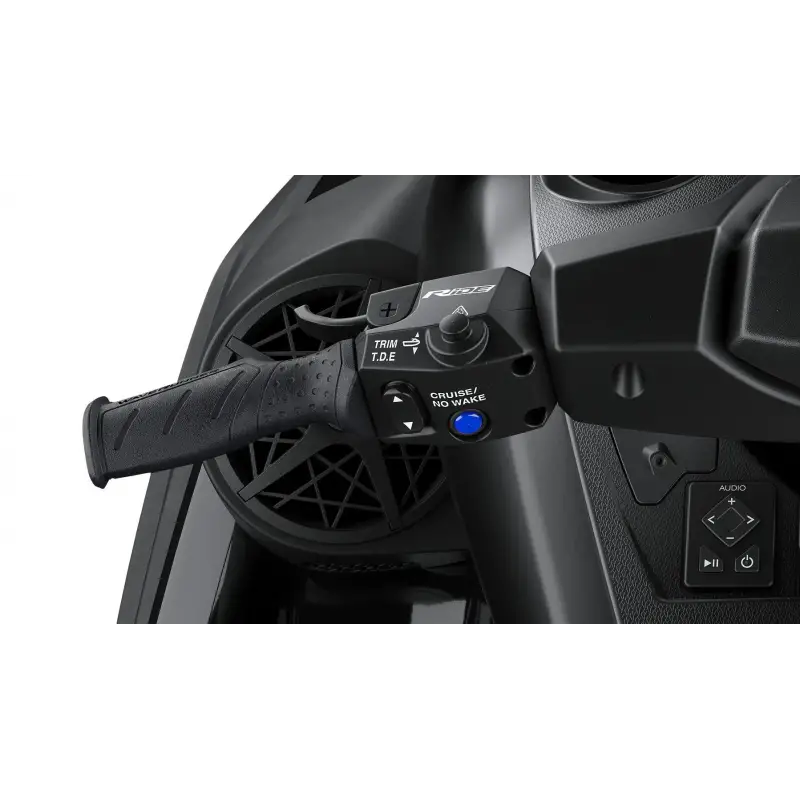 Yamaha JET SKI FX Cruiser SVHO