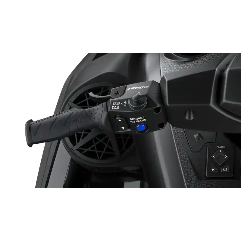 Yamaha JET SKI FX Cruiser SVHO