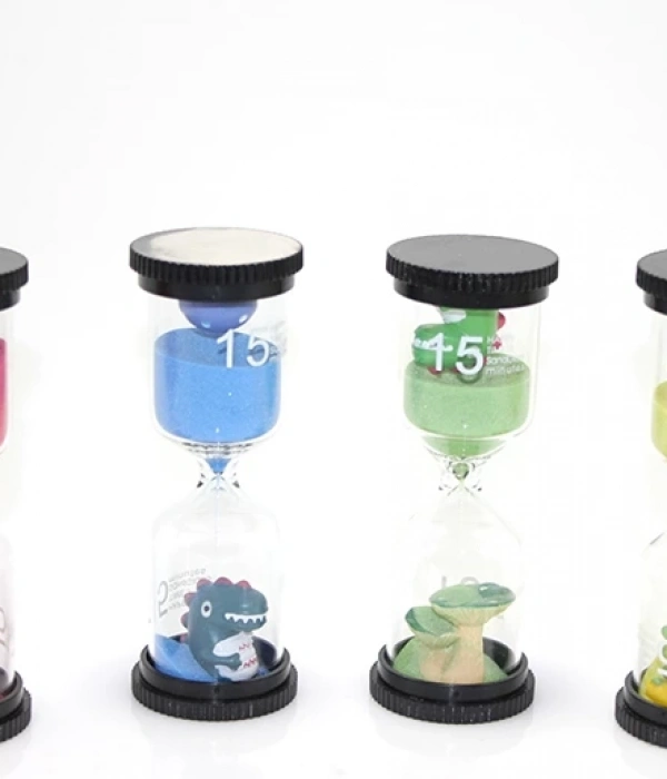 15 Dk Renkli Kumsaati Alk1121