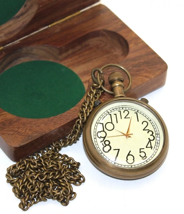 Ahşap Kutulu Pirinç Köstekli Saat Ksk2056