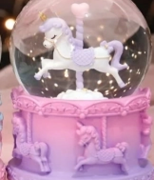 Atlı Karınca Kar Küresi Küçük Boy