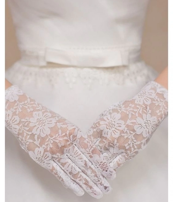 Beyaz Renk Kısa Dantelli Eldiven