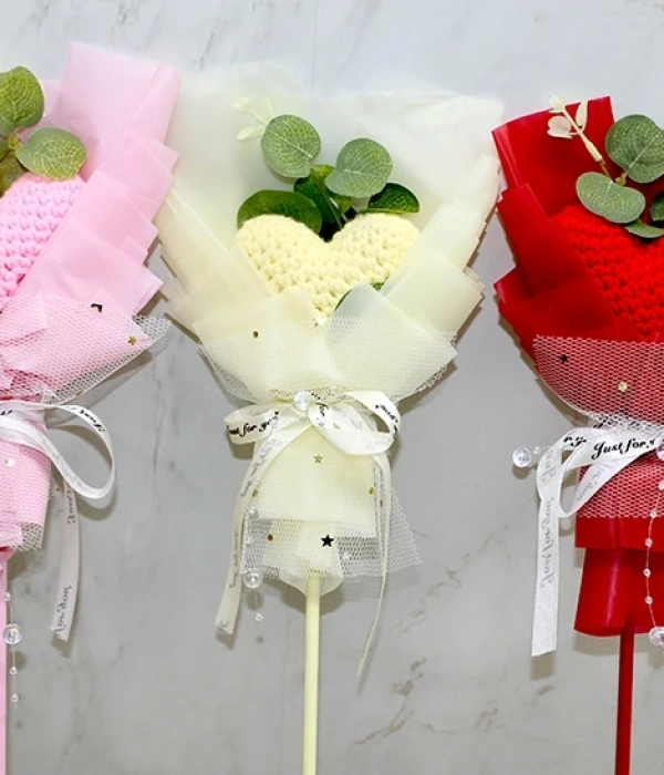 El Örgüsü Kalp Çiçeği Buketi Alk4968